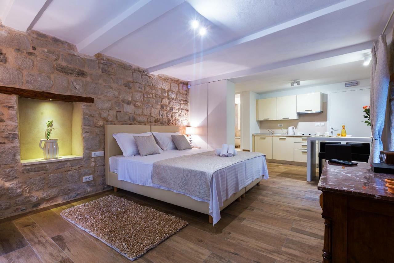 Apartments & Rooms Dujam Split Extérieur photo