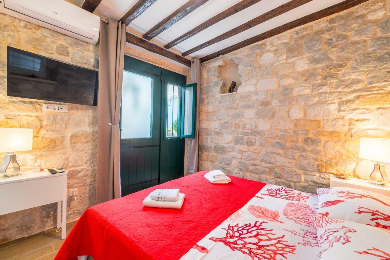 Apartments & Rooms Dujam Split Extérieur photo